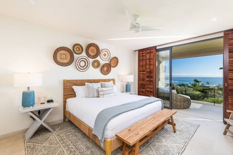 3 bed / 3.5 bath  Private Pool + Wide Ocean Views Condo Cualli