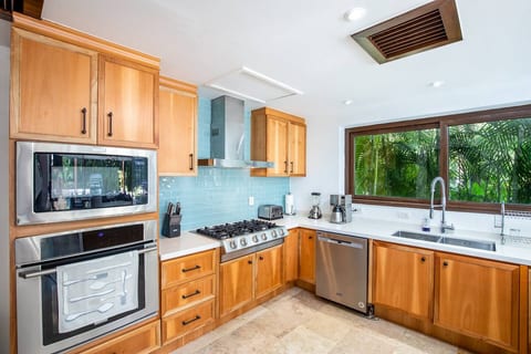 4 bd Villa Serenata 6 with private pool