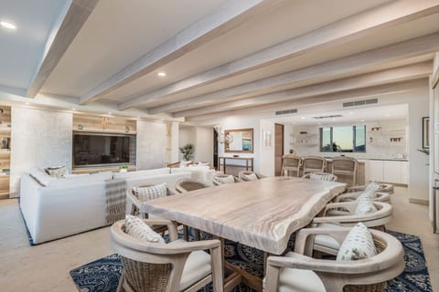 3bd condo Ocean Views+ Pool +HK - Tower 5
