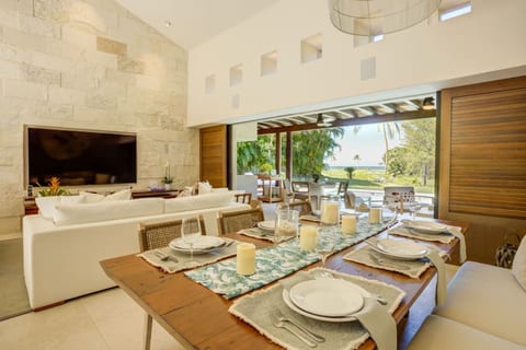 3 Bed + 3 Bath Villa with Pool