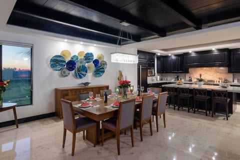 Gorgeous remodeled Hacienda de Mita condo - HDM 905