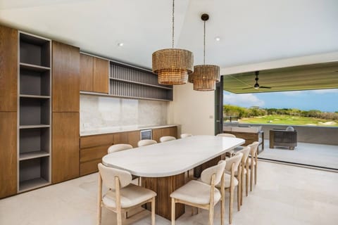 New Family Luxury Golf Penthouse with Private Pool