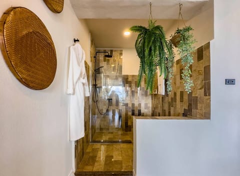 Cozy 2BR Penthouse Taweepol Condo Chiang Mai