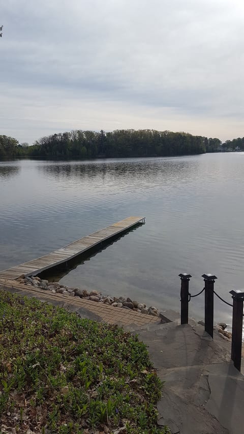 Silver Lake Cottage image 17