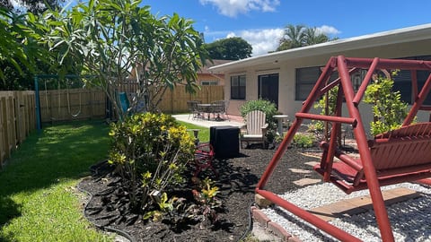 Home on Golf Course| 12 Mi~Beach|Game room|Malls image 4