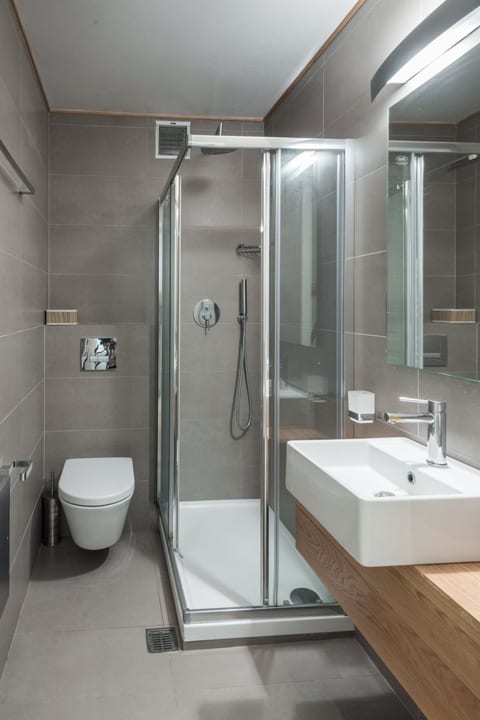 Luxusvilla mit Meerblick und privatem beheiztem Pool und Whirlpool für bis zu 1