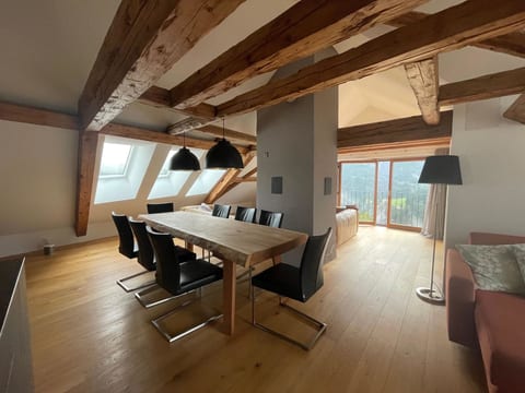 Tgesa Antgerna Appartement/Fewo, Bad, WC, 4 oder mehr Schlafräume