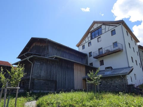Tgesa Antgerna Appartement/Fewo, Bad, WC, 4 oder mehr Schlafräume