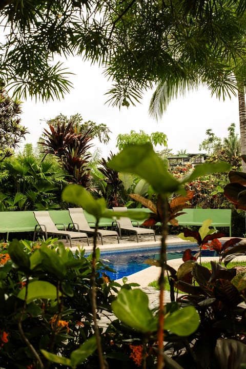 Location, Daily Housekeeping, Concierge