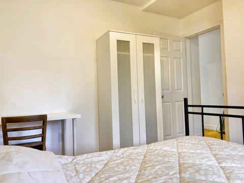 Budget 2 BR 1 Bath full private suite on 2nd Floor image 5