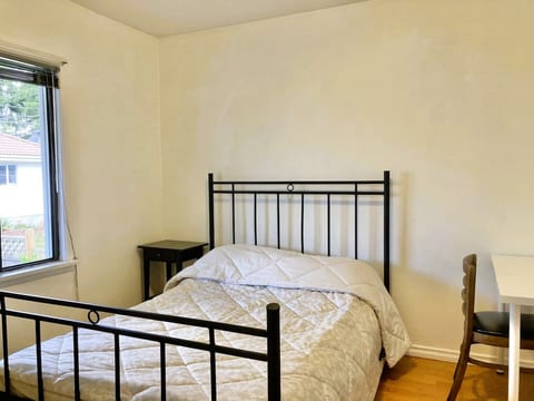 Budget 2 BR 1 Bath full private suite on 2nd Floor image 4