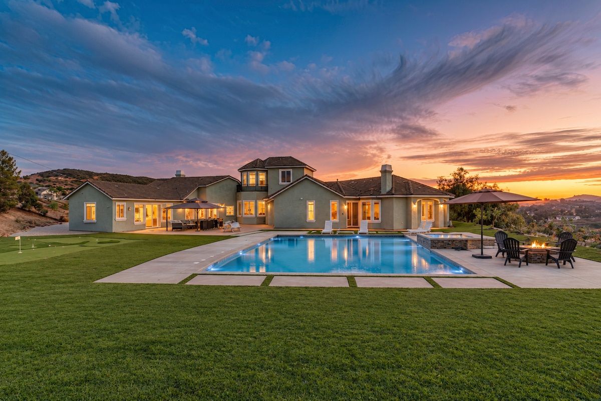 Murrieta Manor | Private Resort w/ 50ft PoolSpa