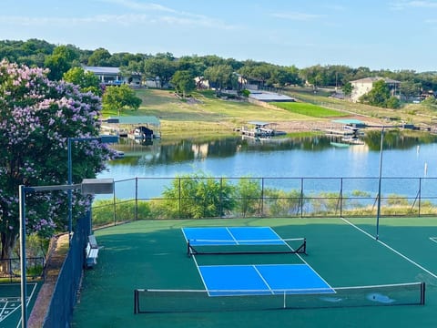 Villa 3115 - 2/2 Lakefront Condo at Island Resort