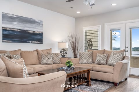 Plush Lake Overlook | Pickleball, Spa, Eats, & Fun