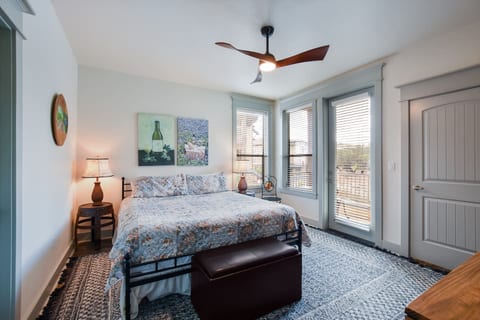 King Bed in Primary Suite