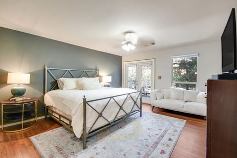 King Bed in Primary Bedroom