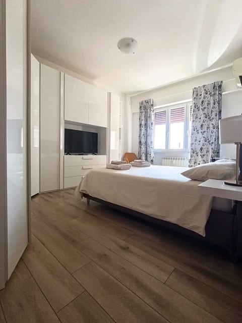 GasHome cozy flat in Rome to make you feel at home image 1