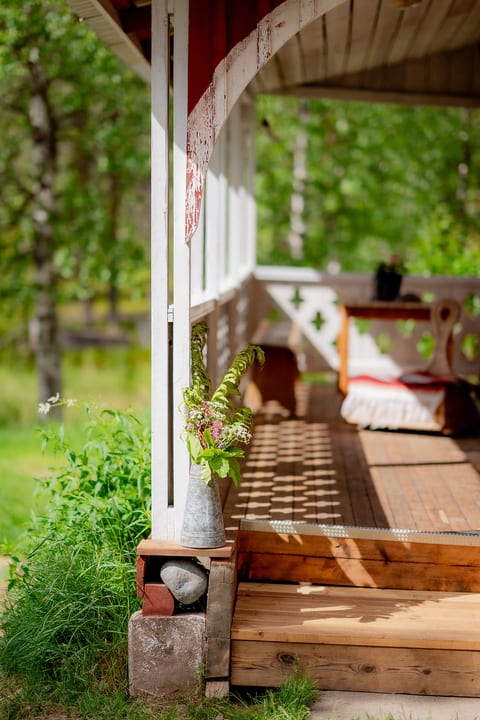 Wilderness & Calmness - Forest Cabins in Swedish Lapland