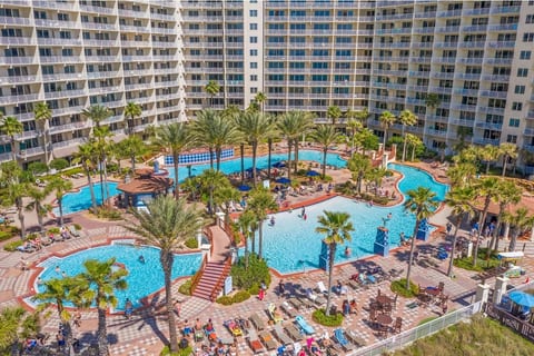 Spend your day at Shores of Panama's expansive lagoon-style pool surrounded by tropical palms and spacious sun decks.