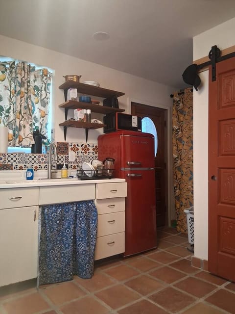 Quaint Las Cruces Charm - 3m from downtown!
