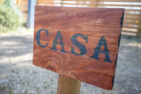 Quaint Las Cruces Charm - 3m from downtown!