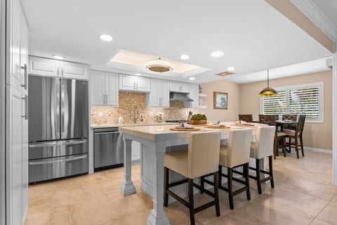 Fully FURNISHED TURNKEY townhouse with carport