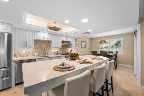 Fully FURNISHED TURNKEY townhouse with carport