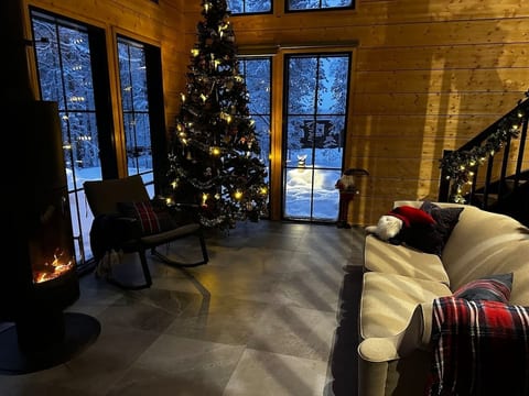Snow&Pine Log Cabin Levi with Sauna & Hot Tub