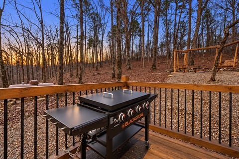Cozy Cabin Deck with Blackstone Griddle