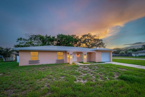 Family Retreat Near Beach & Historic St. Augustine image 2