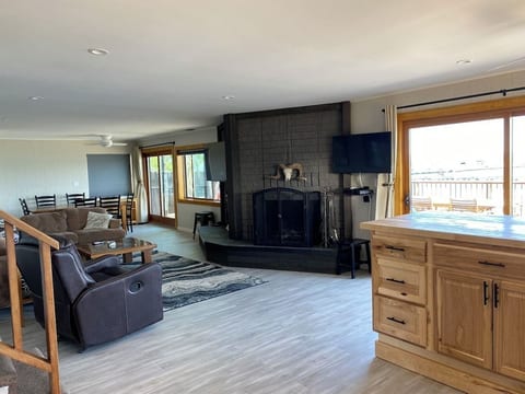 Lakeside Beachfront Rental in South Lake Tahoe