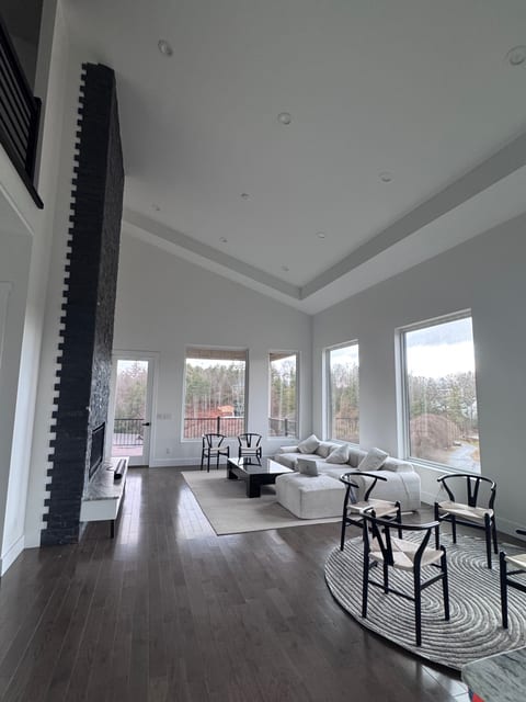 Overlook | Modern Mountian Home Near Asheville
