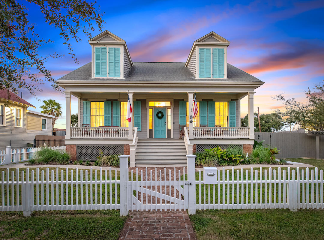 Galveston Gem — sito web multi-proprietà di affitti vacanze creato con Houfy, Galveston, Texas