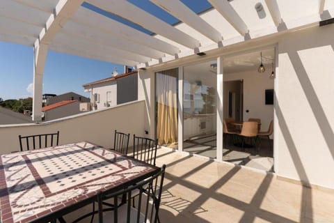 Apartments Villa Amfora with Pool - Unit 379045-13