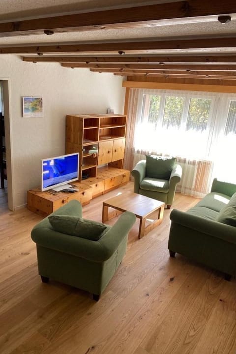 Gelgia Sommer-Salis Appartement/Fewo, Bad, WC, 2 Schlafräume
