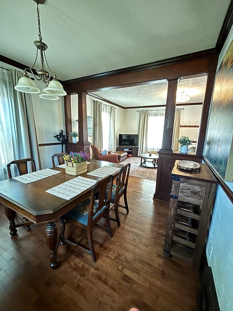 The Cozy Craftsman Historic Charm Near Downtown image 4