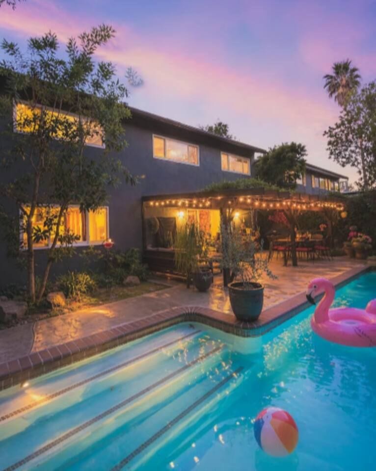 Executive Furnished Home | Pool | Sherman Oaks - Los Angeles