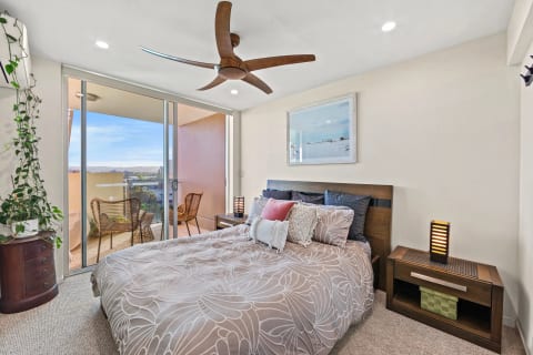 Modern 3 Bedroom 2 Bath Apartment Chevron Island