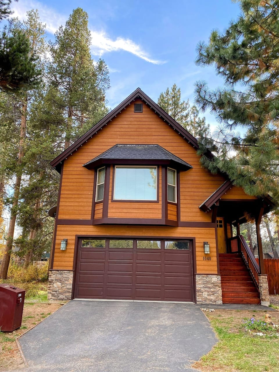 Front view - modern house in South Lake Tahoe