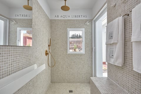 Casa Terma Del Teatro
