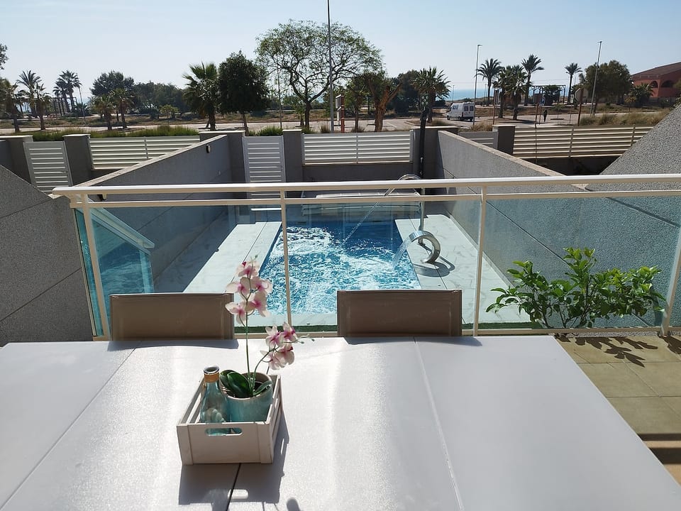 MAIN TERRACE WITH OCEAN AND POOL AREA