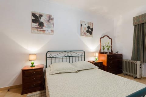 Next to Lisbon 100m from Beaches & Surf