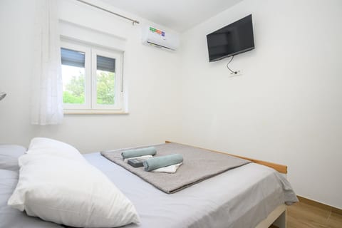 Apartments Lamat - Unit 379051-13