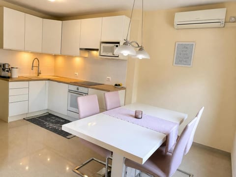 Luxury apartment Lolipop