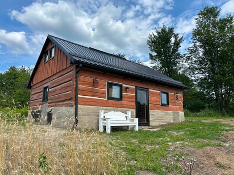 Len's Lodge