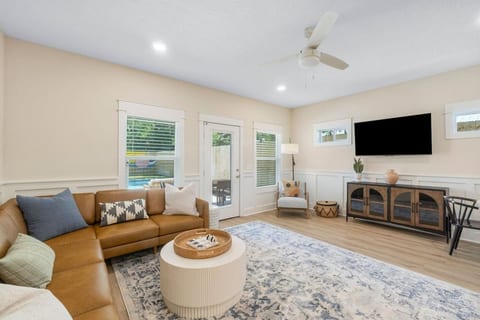 4BDR~Luxury Beach House l Pool l Steps 2 PCB Beach