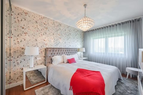 Wisteria Guest House, Free parking