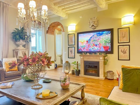 Casa Ettore - Luxury Stay in Historic Palazzo image 3