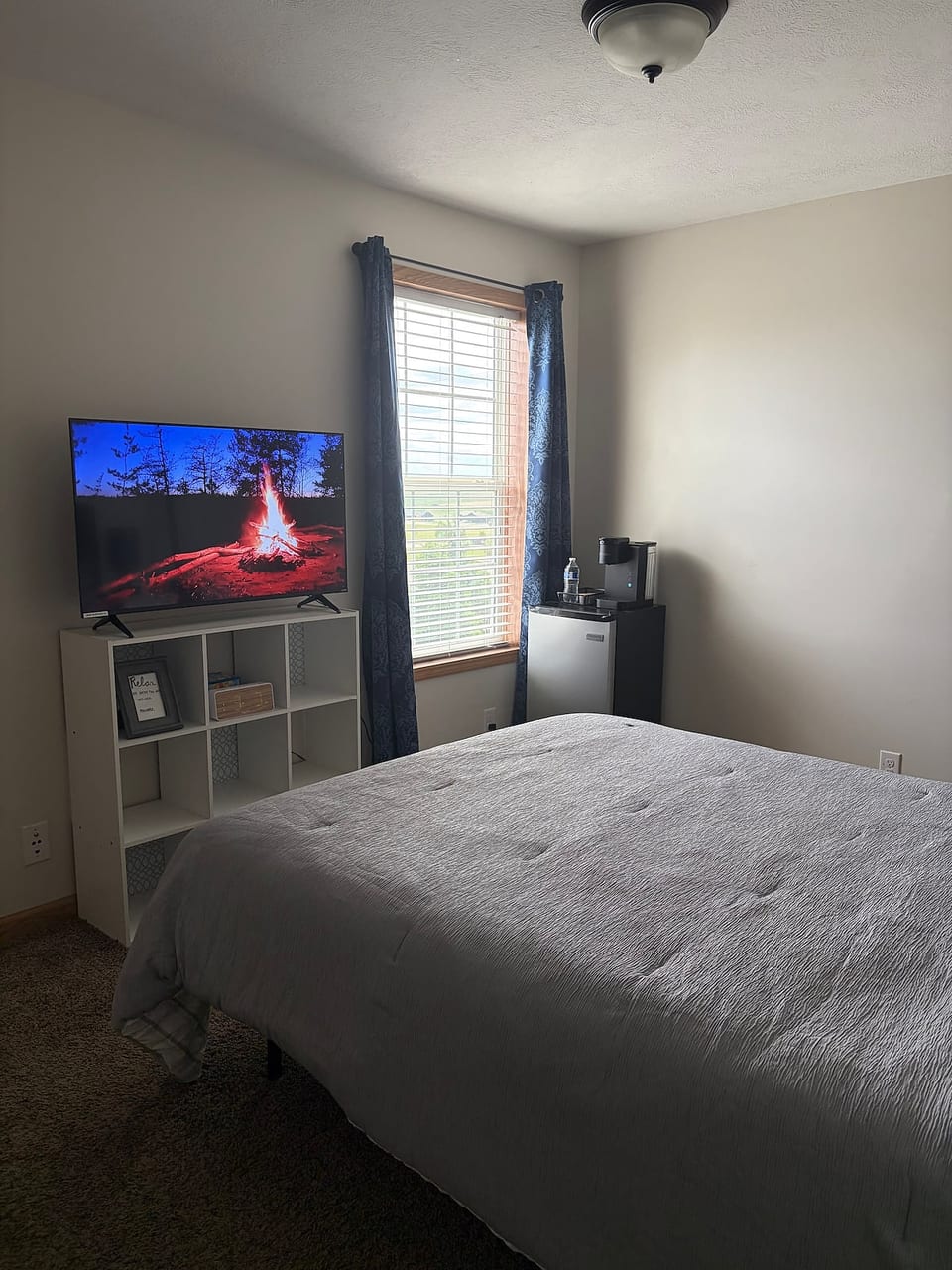 Comfy 2 Bedrooms/1B + Kitchenette (upstairs) image 1