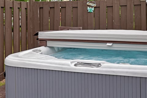 hot tub